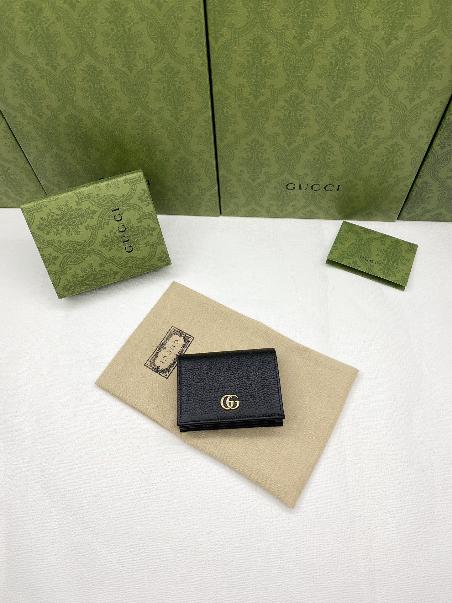 GUCCI HUHU card wallet 11x8.5x3cm