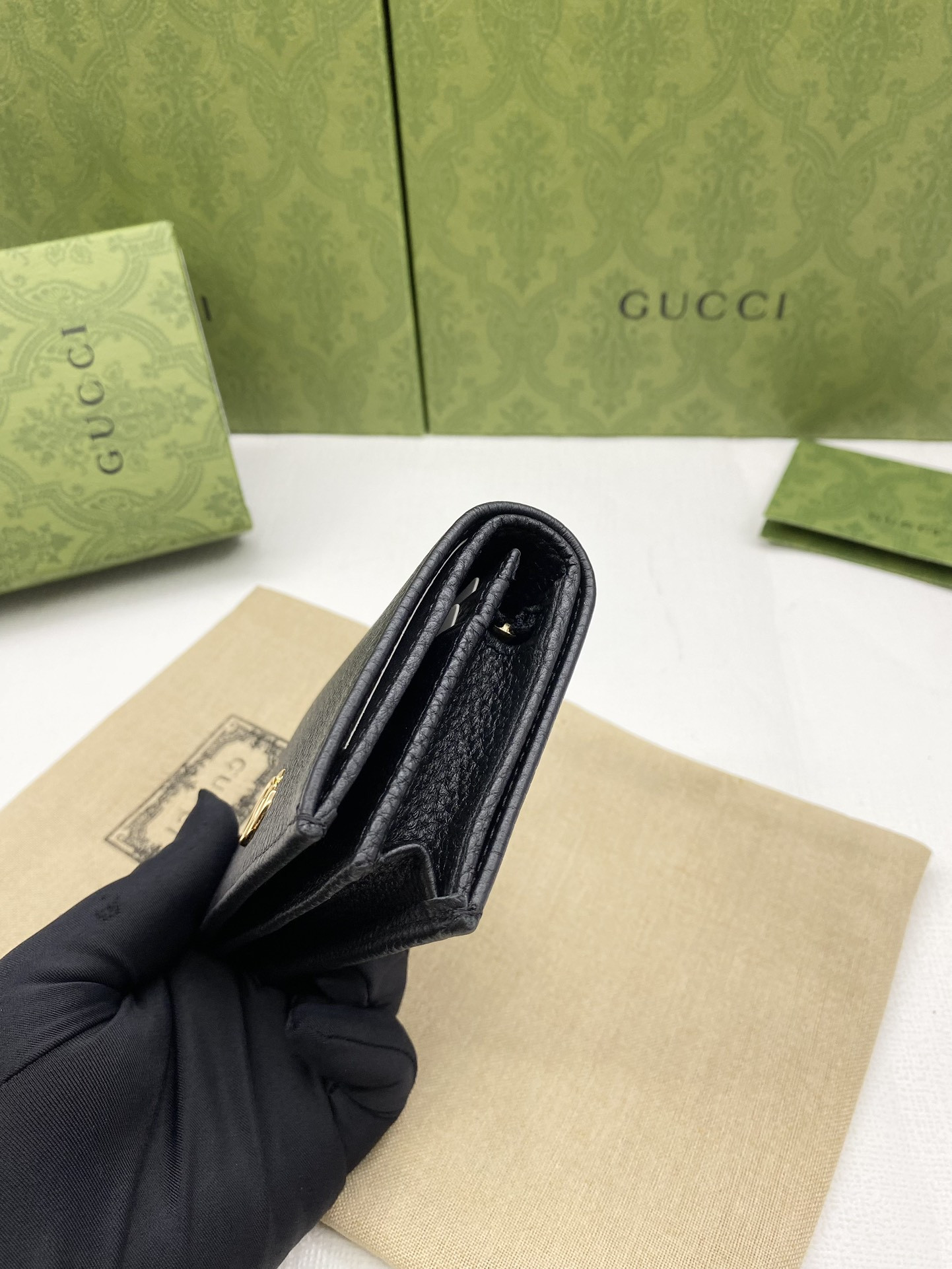 GUCCI HUHU card wallet 11x8.5x3cm