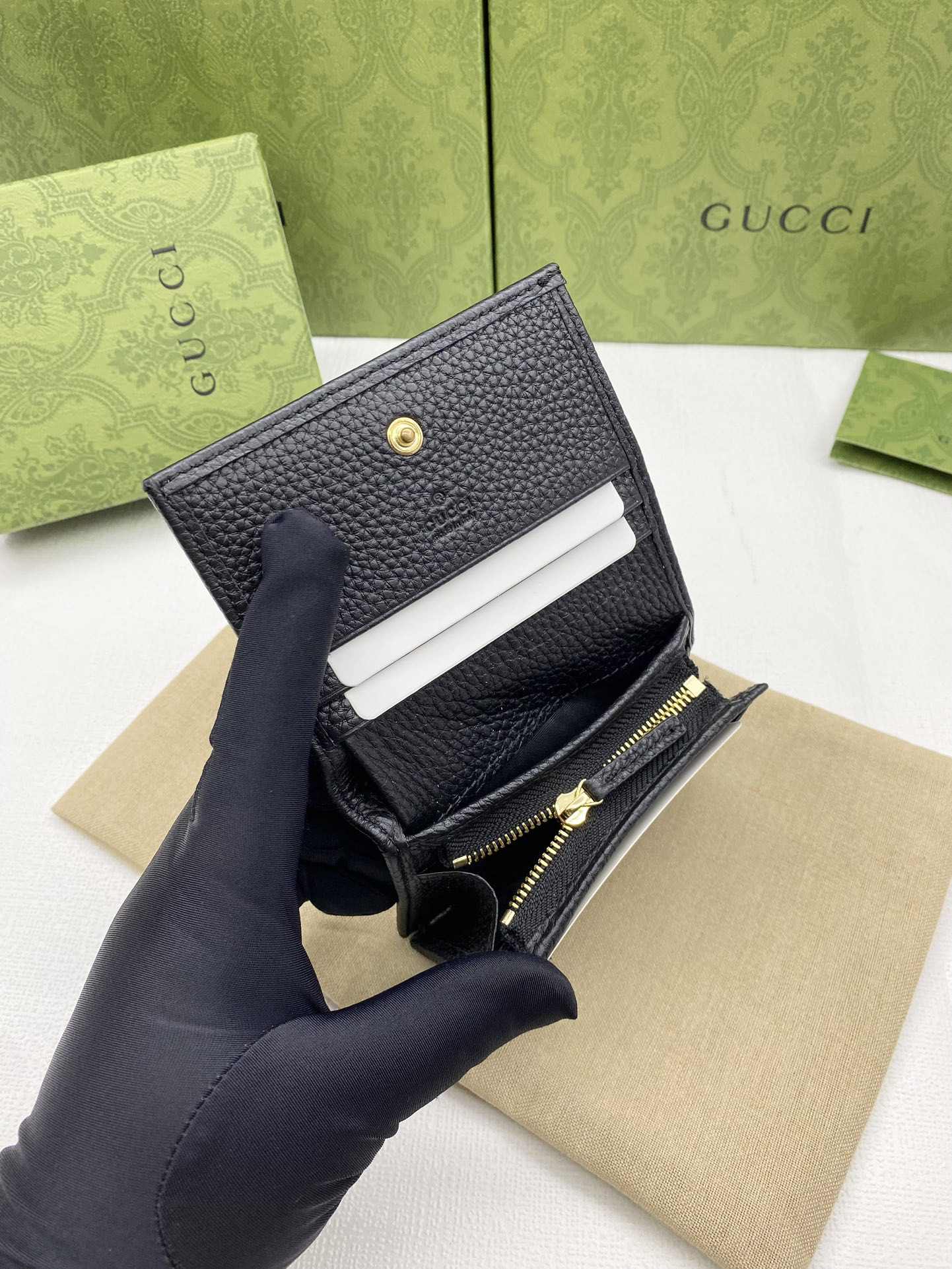GUCCI HUHU card wallet 11x8.5x3cm