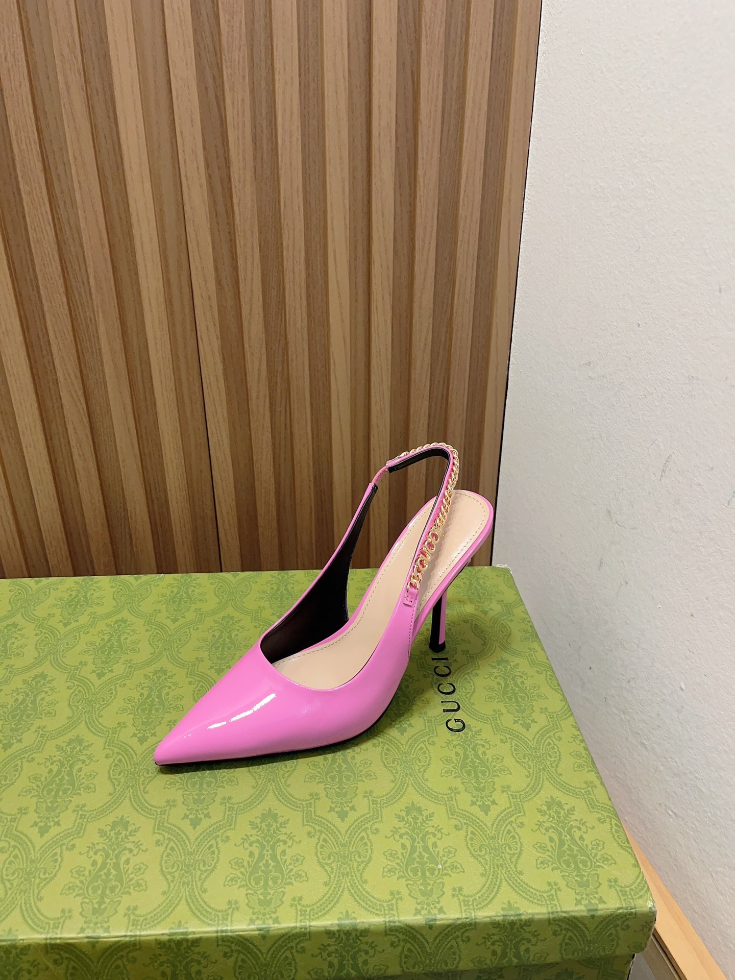 GUCCI SIGNORIA SLINGBACK PUMP High