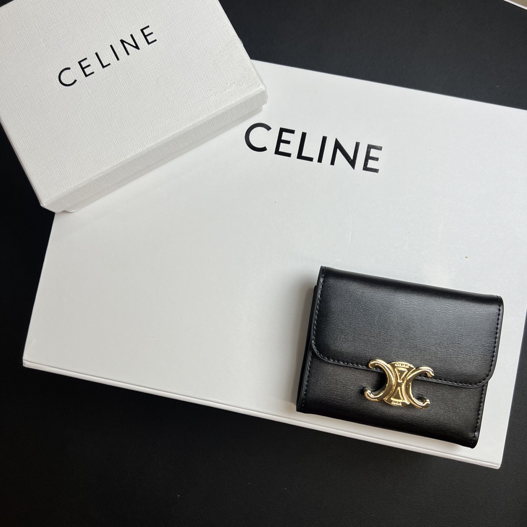 Celine Triomphe 9.5×7.5×3cm
