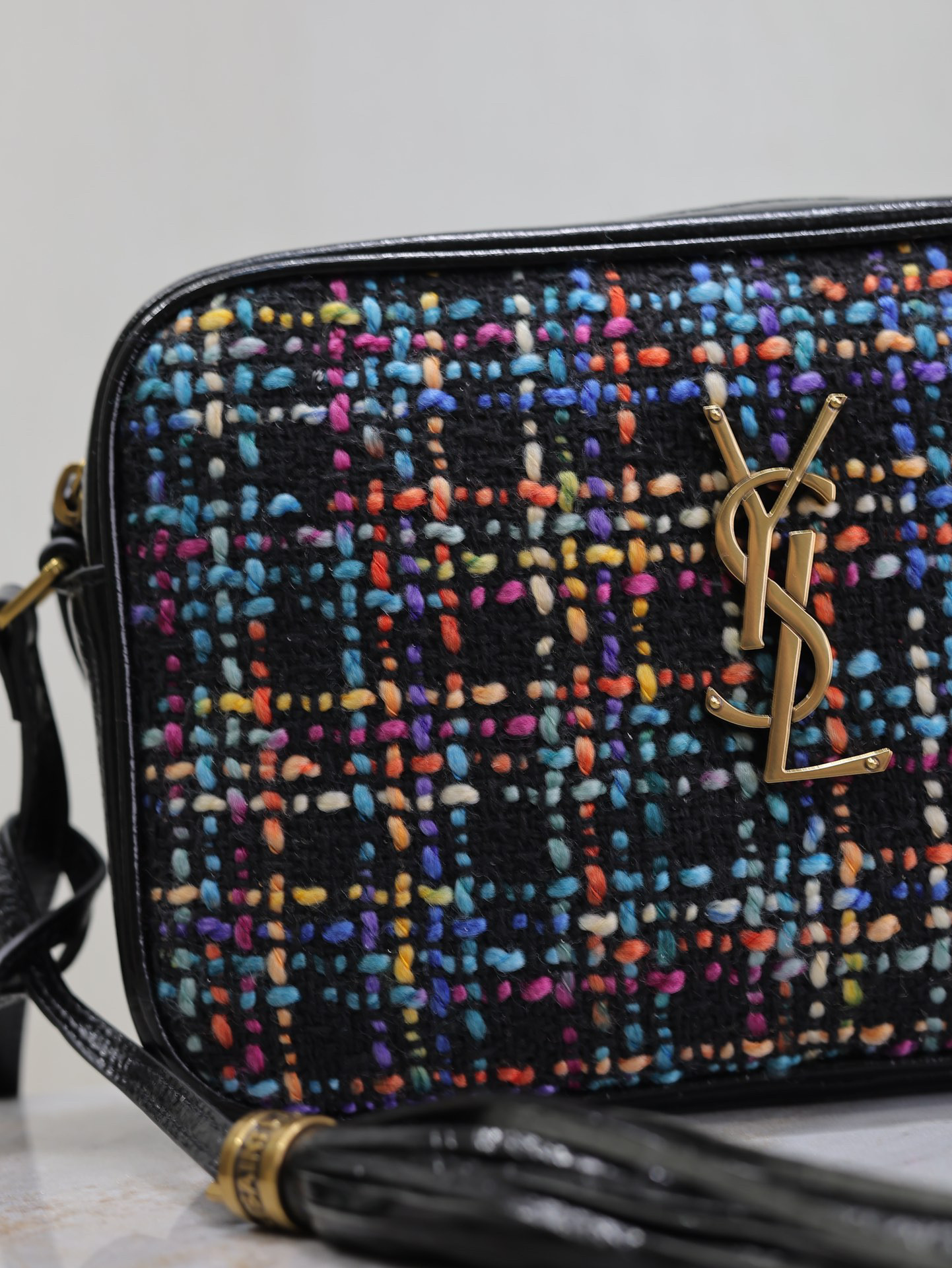 YSL LOULOU 23 x 16 x 6cm