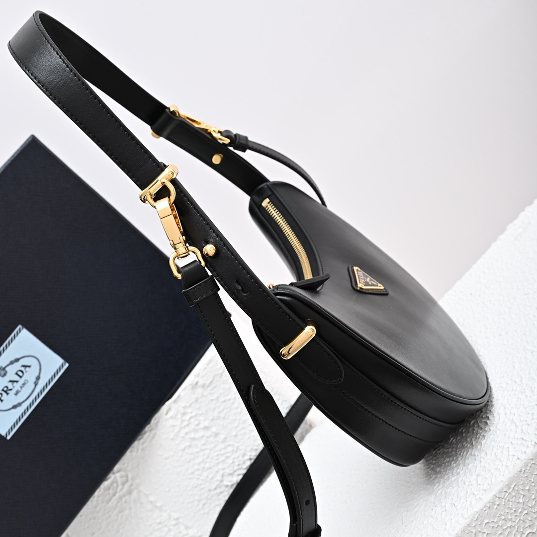 Prada Arqué Shoulder Bag 22.5x18.5x6.5cm