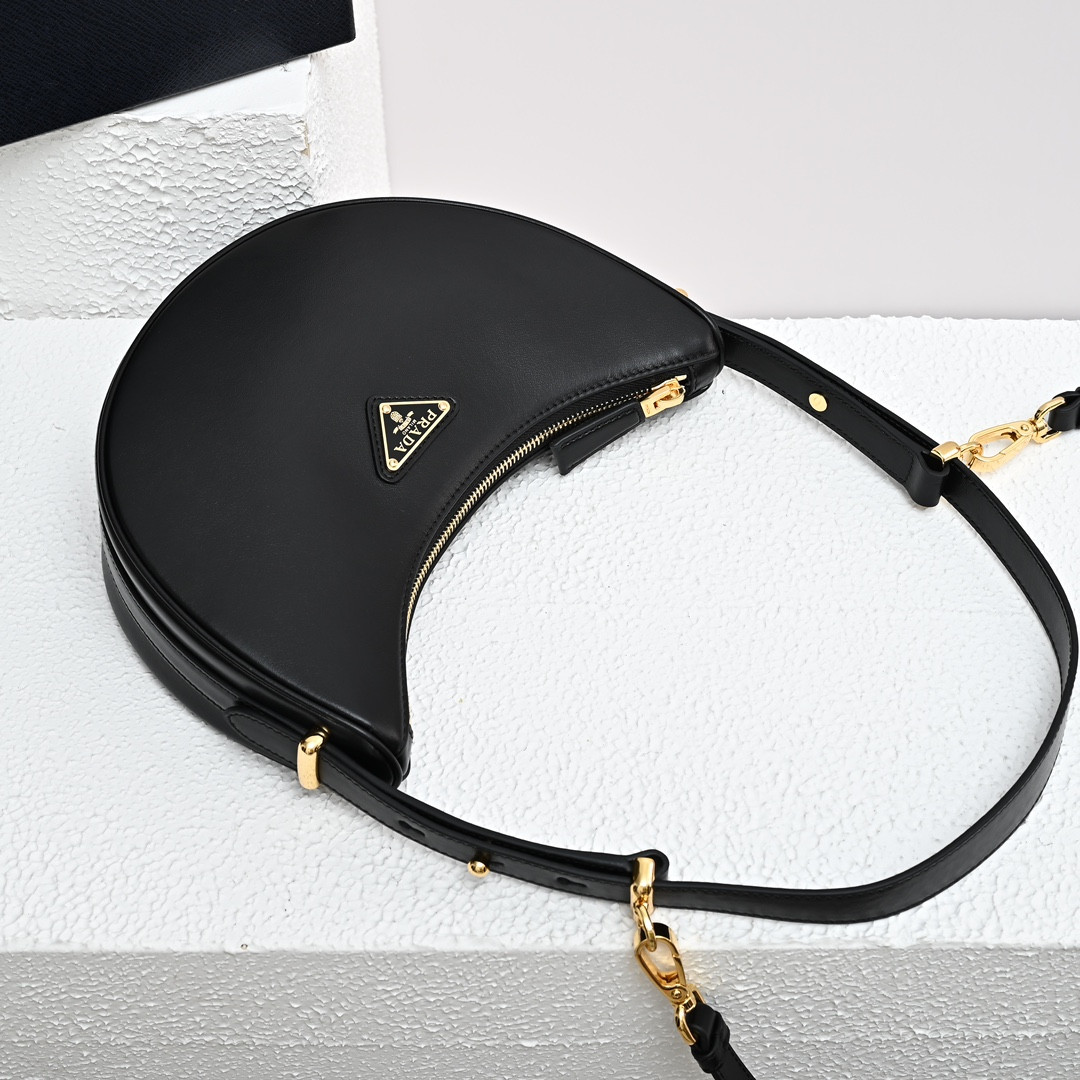 Prada Arqué Shoulder Bag 22.5x18.5x6.5cm