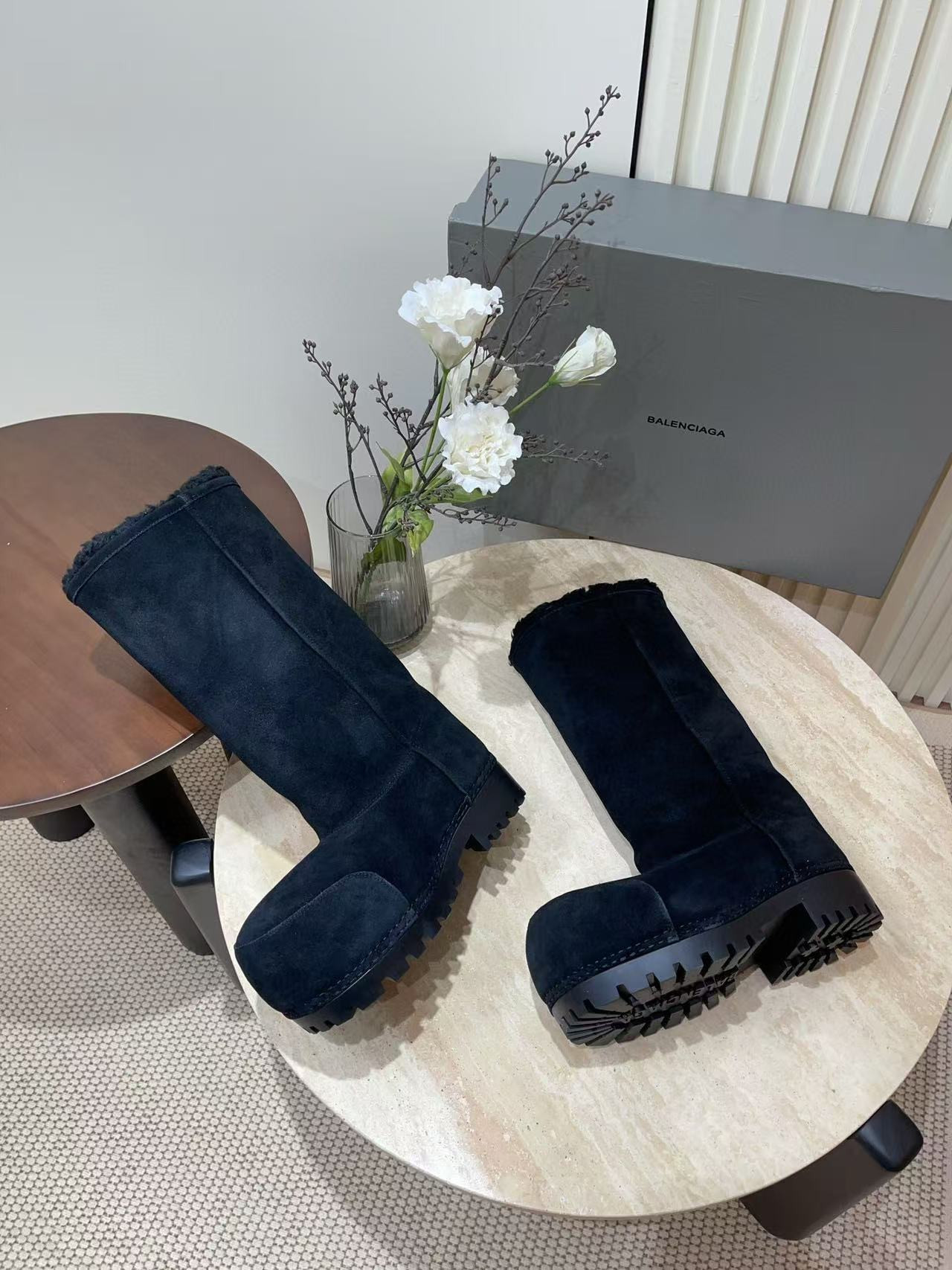 UA Balenciaga Snow Boots