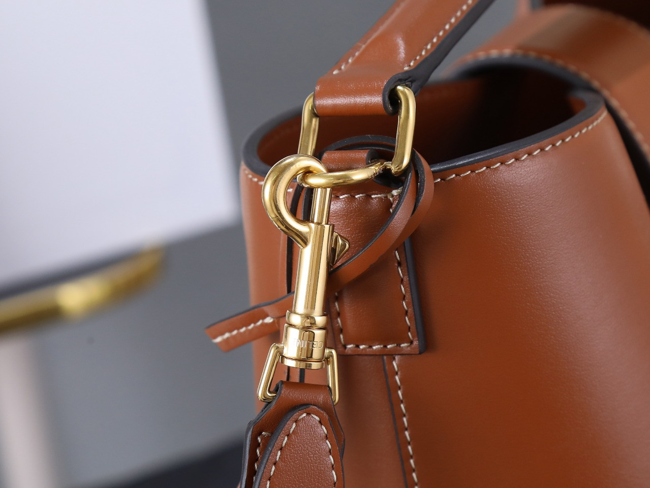 Celine Louise 23.5x24x16cm