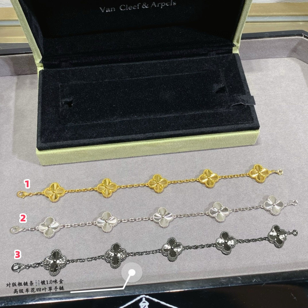 Van Cleef & Arpels Bracelet