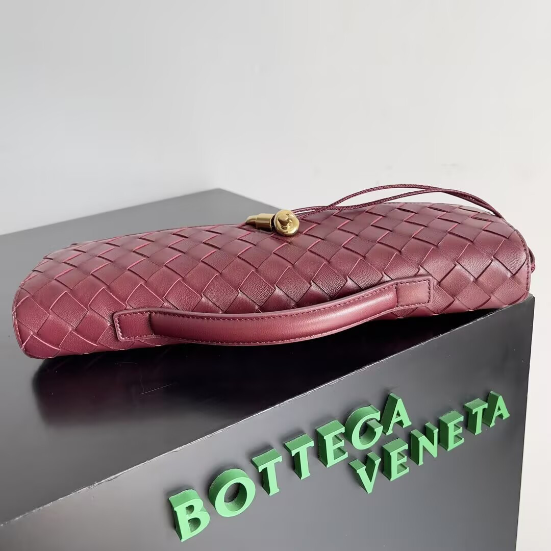 BOTTEGA VENETA Long Clutch Andiamo With Handle Fondant 31x13x3cm