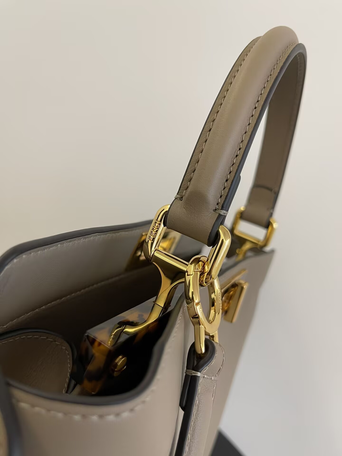 Fendi Peekaboo 33x25x13cm