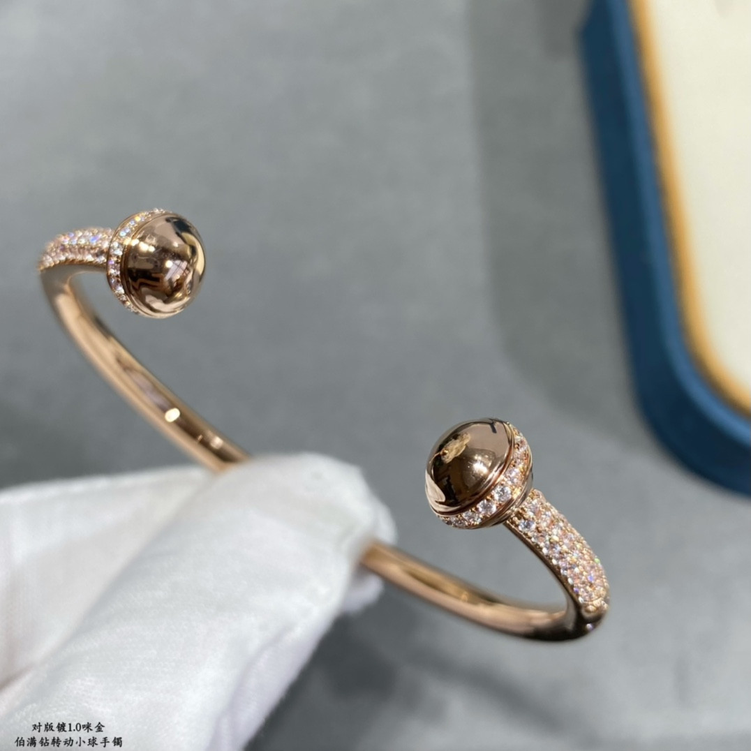 Piaget fully diamond-encrusted rotating ball Bracelet