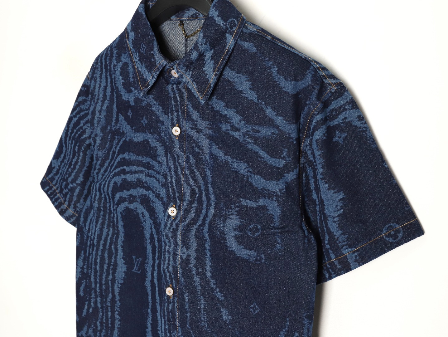 Louis Vuitton LV Short-sleeved Shirts