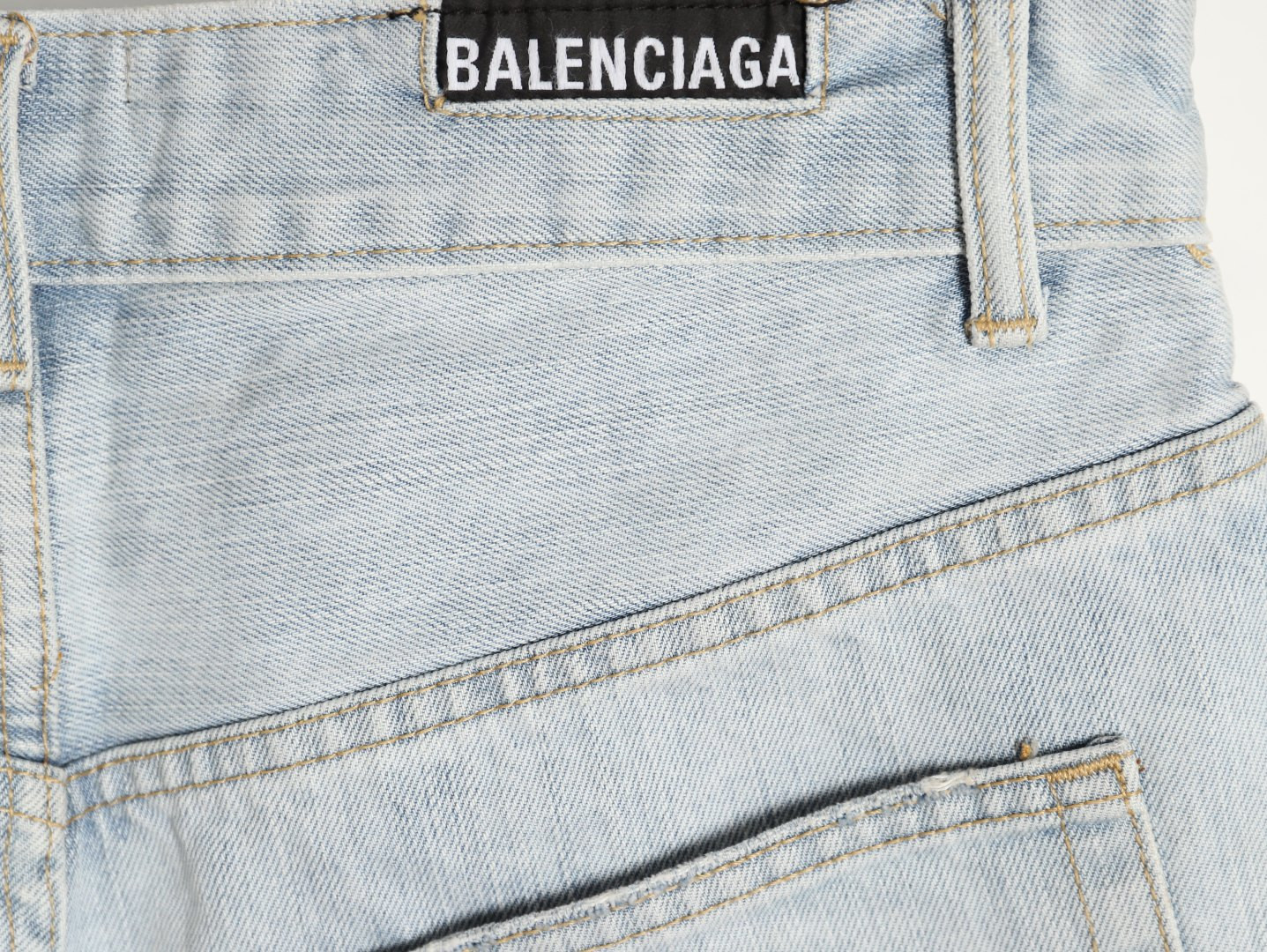 Balenciaga 25ss shorts