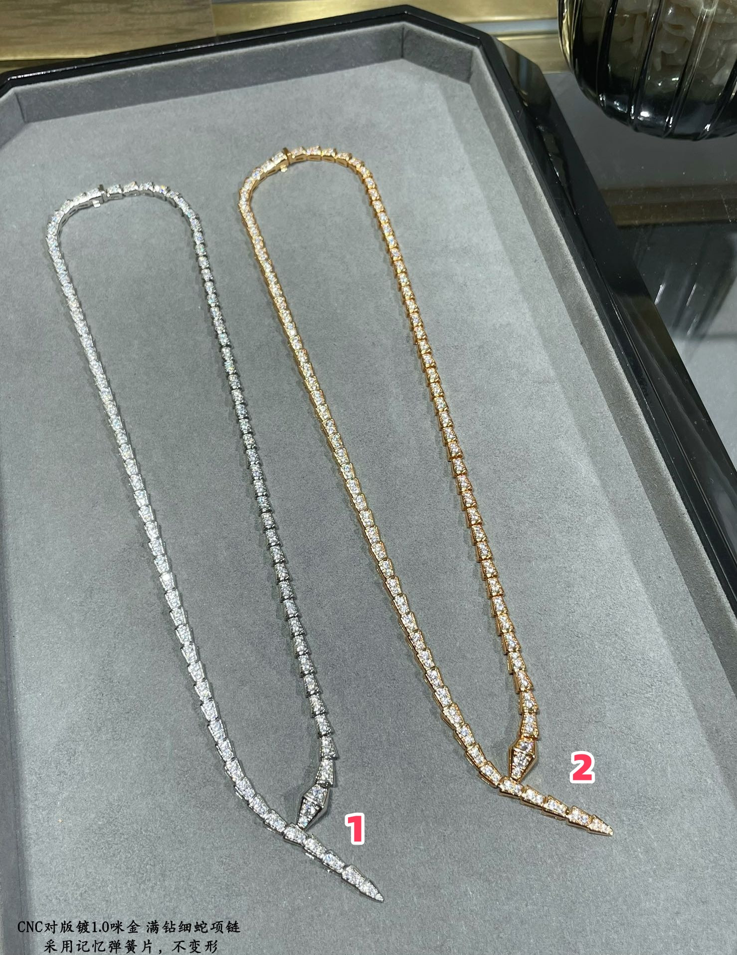 Bvlgari Full of diamond snake Necklace