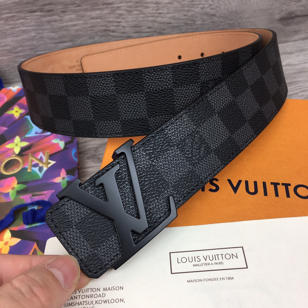 Louis Vuitton Men Belt
