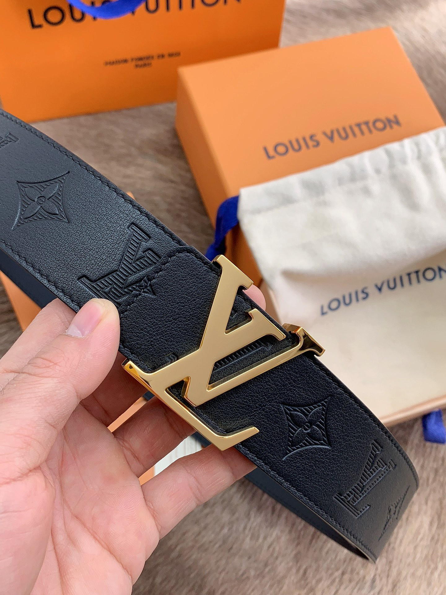 LV LOUIS VUITTON 40MM BELT