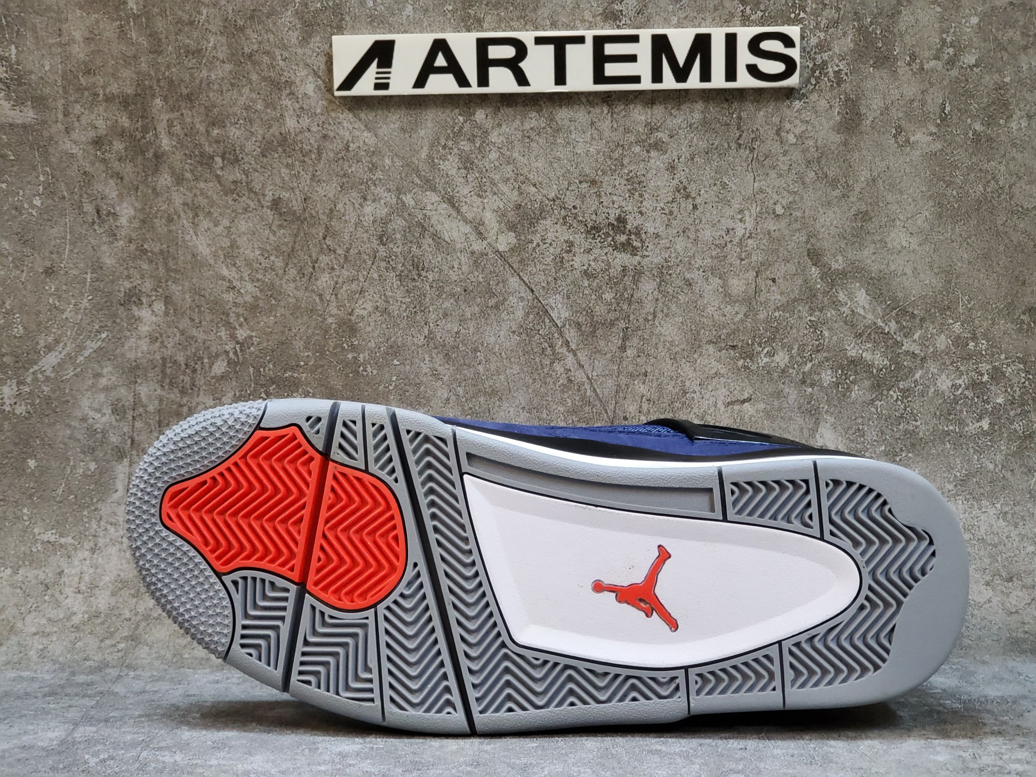 Air Jordan 4 Retro Winterized Loyal Blue