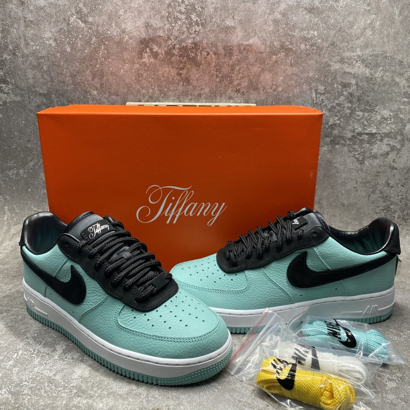 Nike Air Force 1 Low Tiffany & Co. 1837 (Friends and Family)