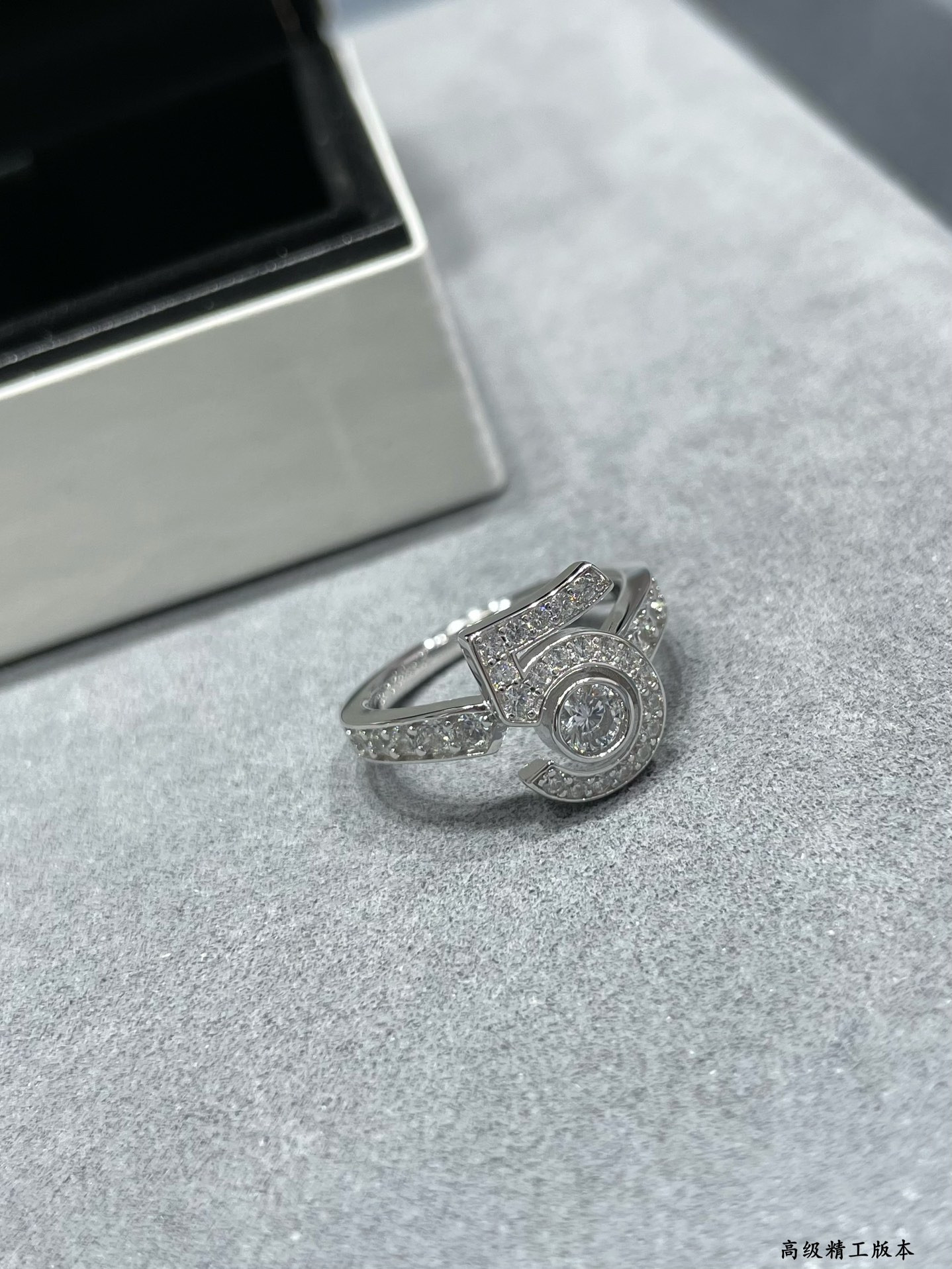 Chanel 5-word full diamond Ring