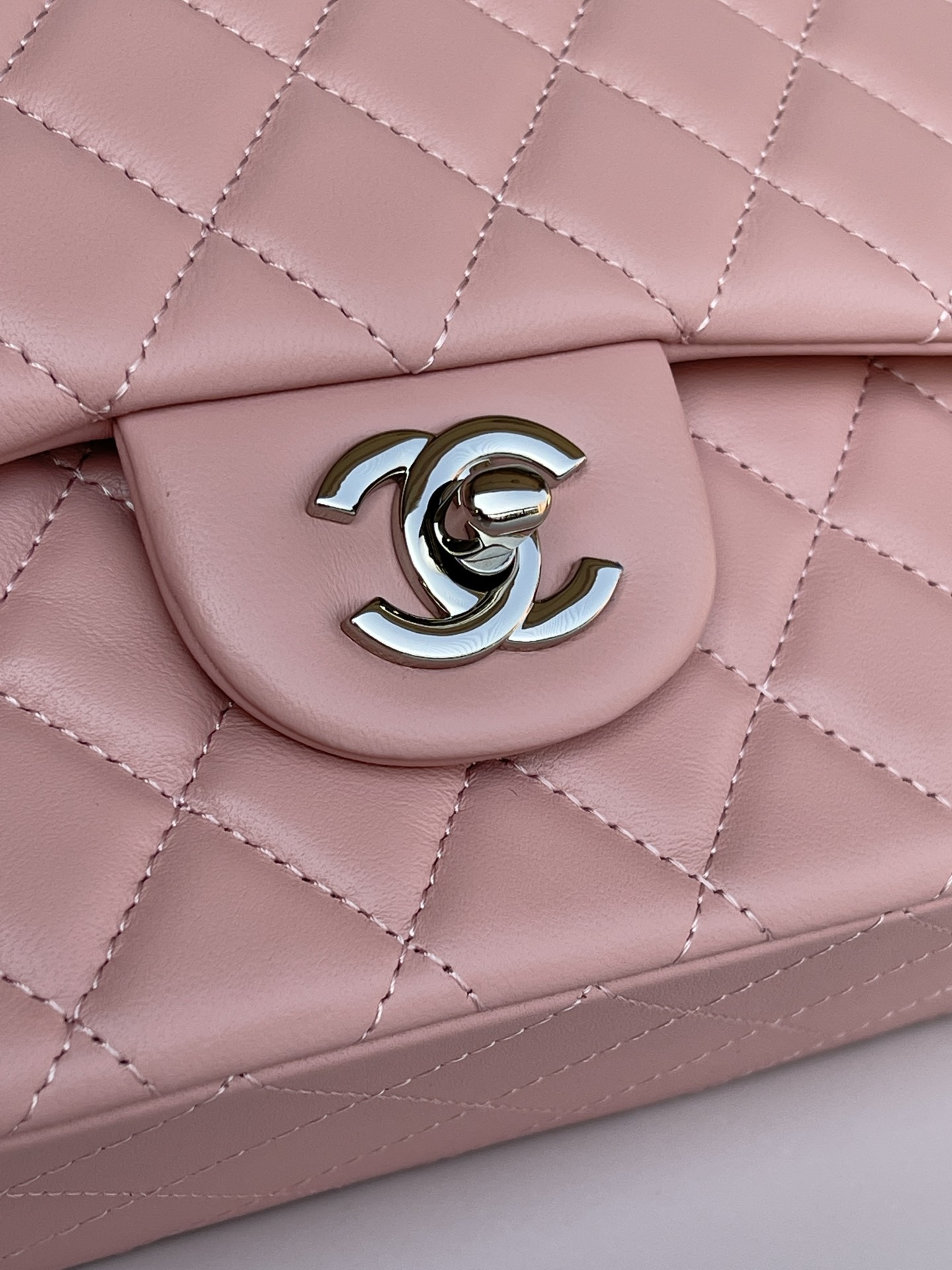 CHANEL CLASSIC FLAP 25CM CF PINK SILVER 6 × 9.9 × 2.5 in