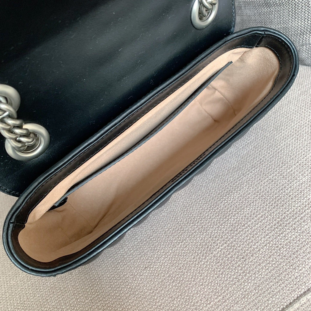 GUCCI GG Marmont mini shoulder bag 22cm