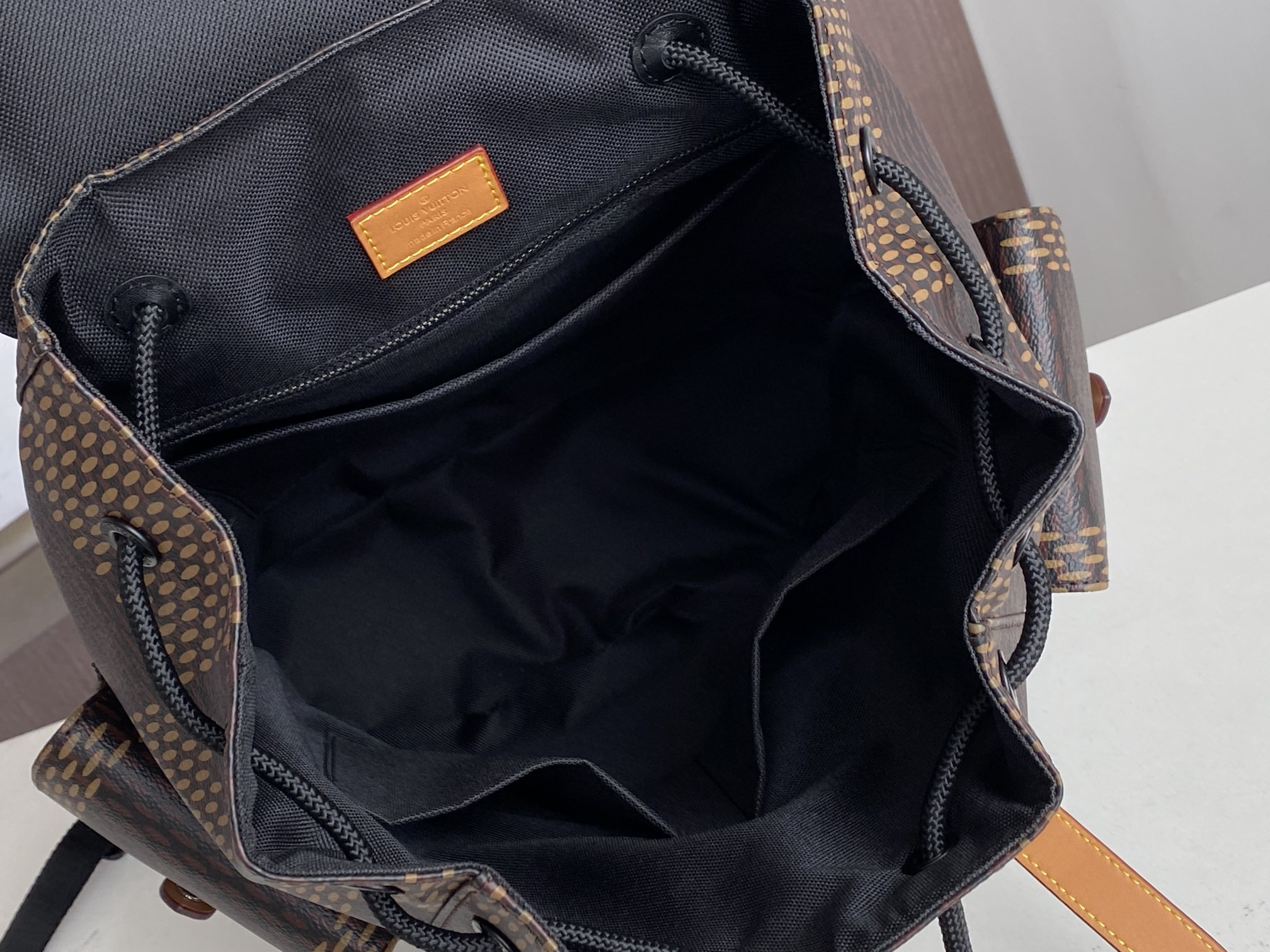 LV CHRISTOPHER PM N40358