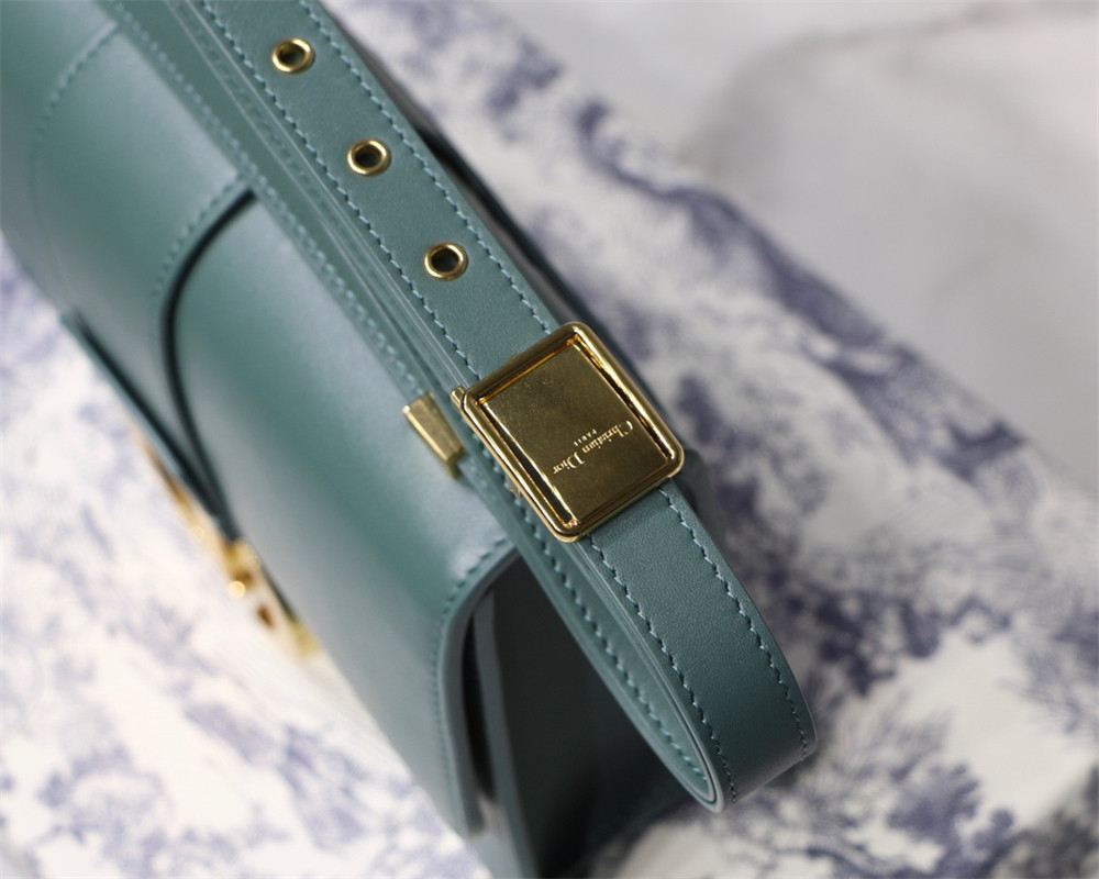 DIOR 30 MONTAIGNE CHAIN BAG BLUE