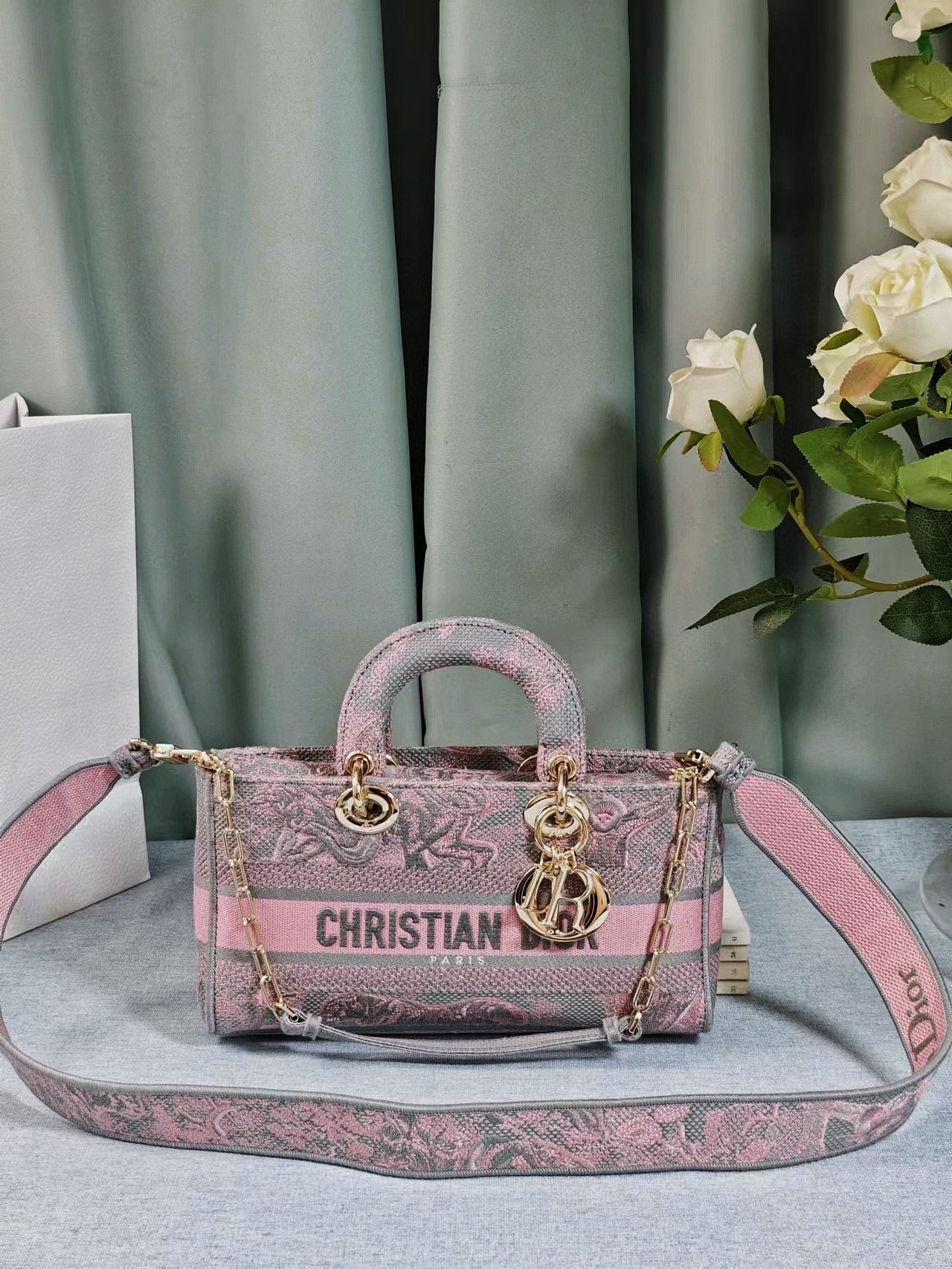 DIOR MEDIUM LADY D-JOY BAG PINK