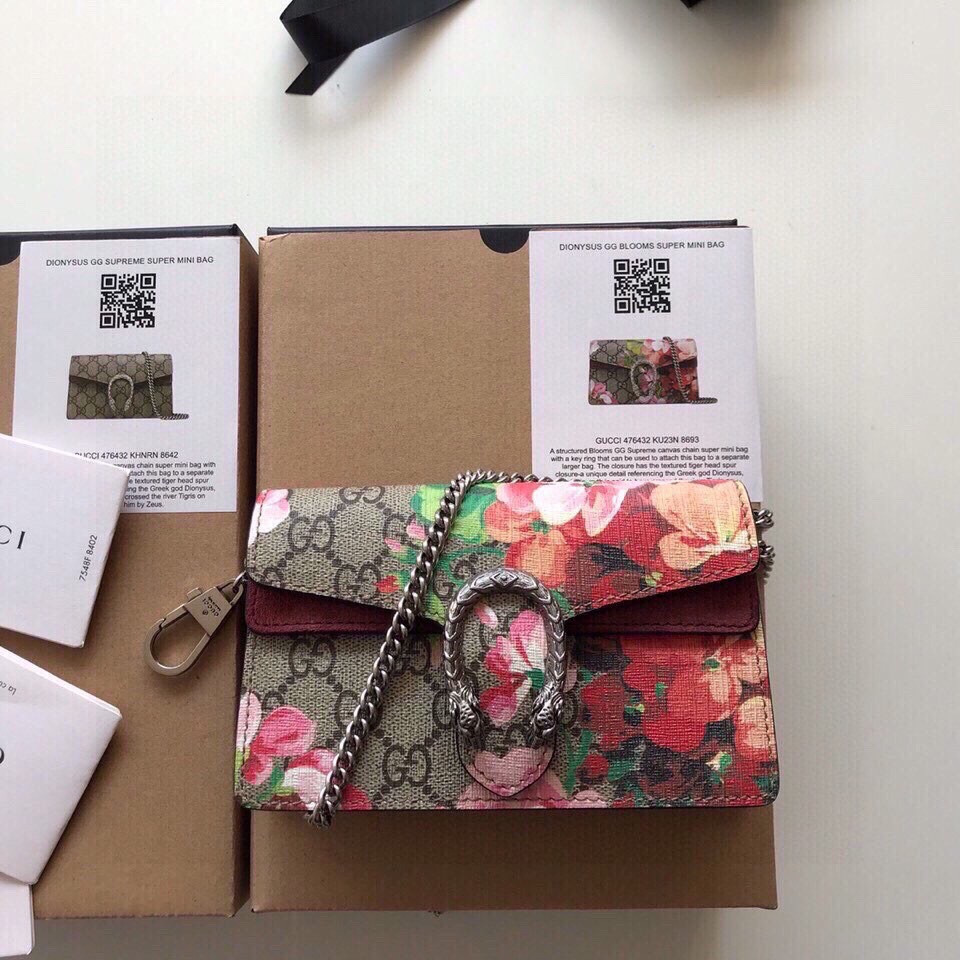 GUCCI DIONYSUS SUPREME SUPER MINI BAG 6.5"Wx3.9"Hx1.6"D