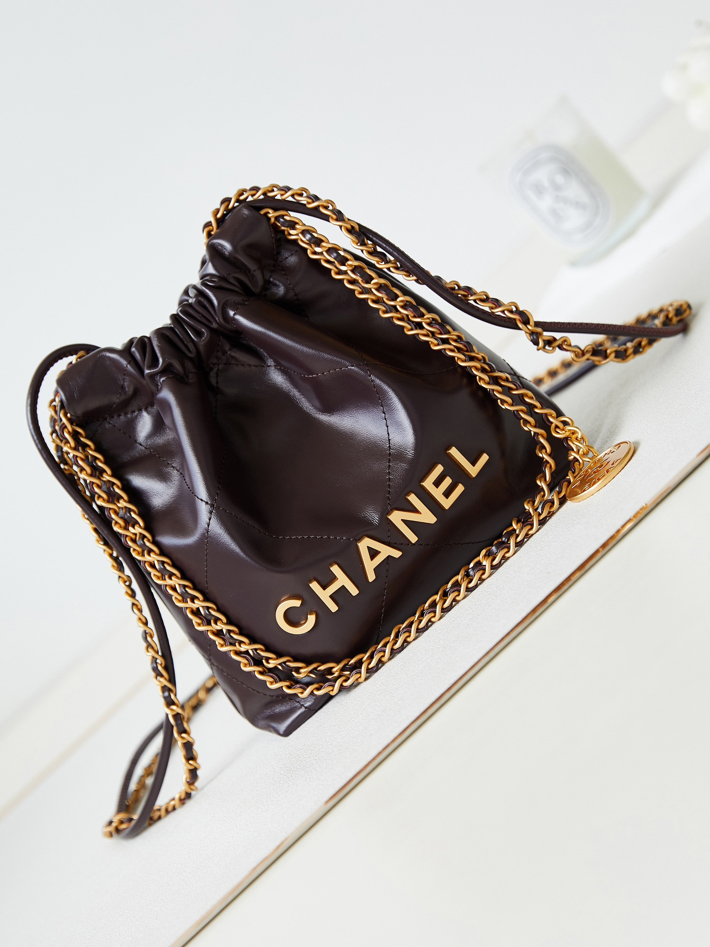 CHANEL 22 MINI HANDBAG Shiny Calfskin 7.8 × 7.4 × 2.3 in