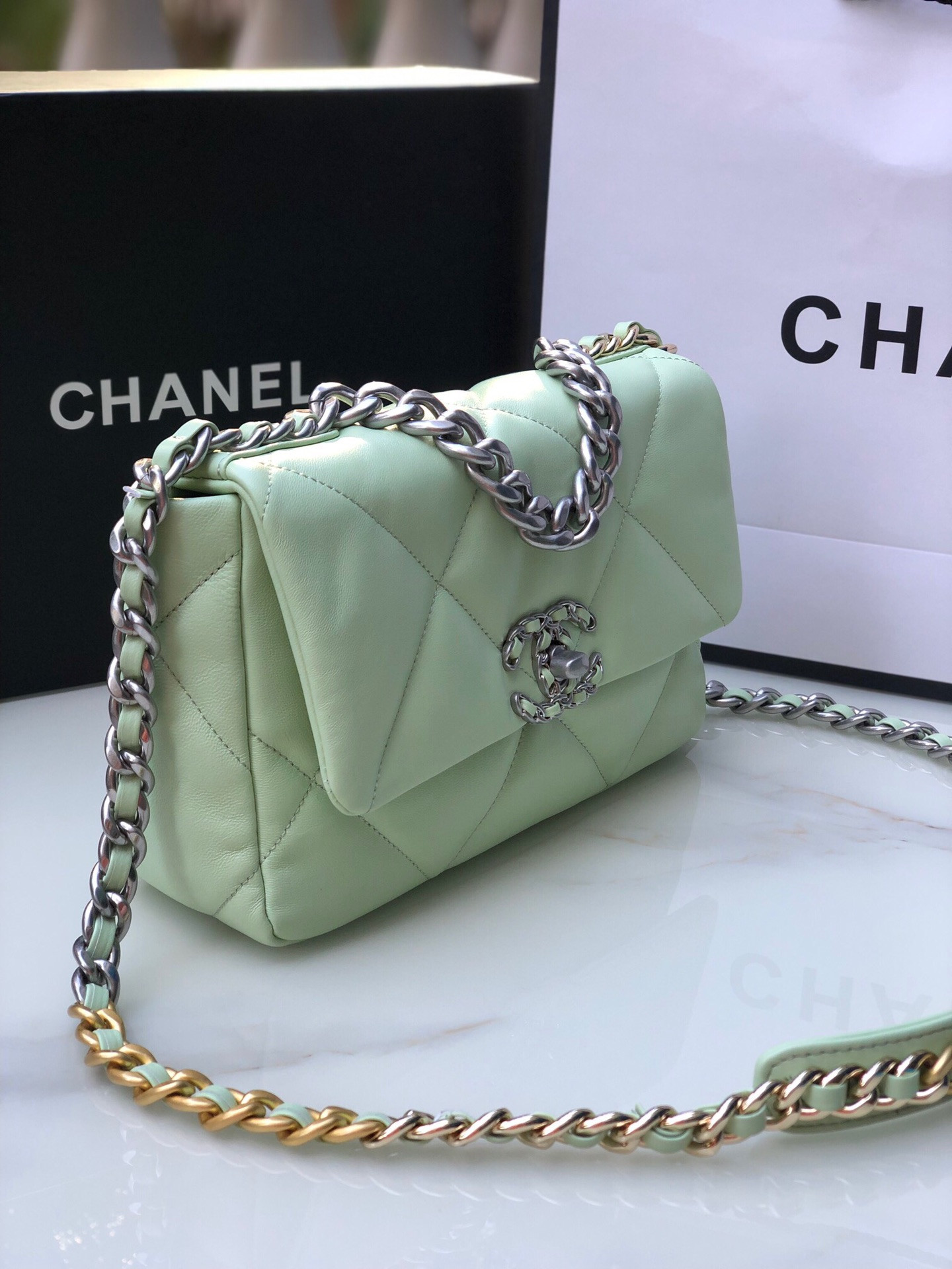 CHANEL 19 HANDBAG Shiny Leather, Gold-Tone, Silver-Tone & Ruthenium-Finish Metal Green 6.2 × 10.1 × 3.5 in