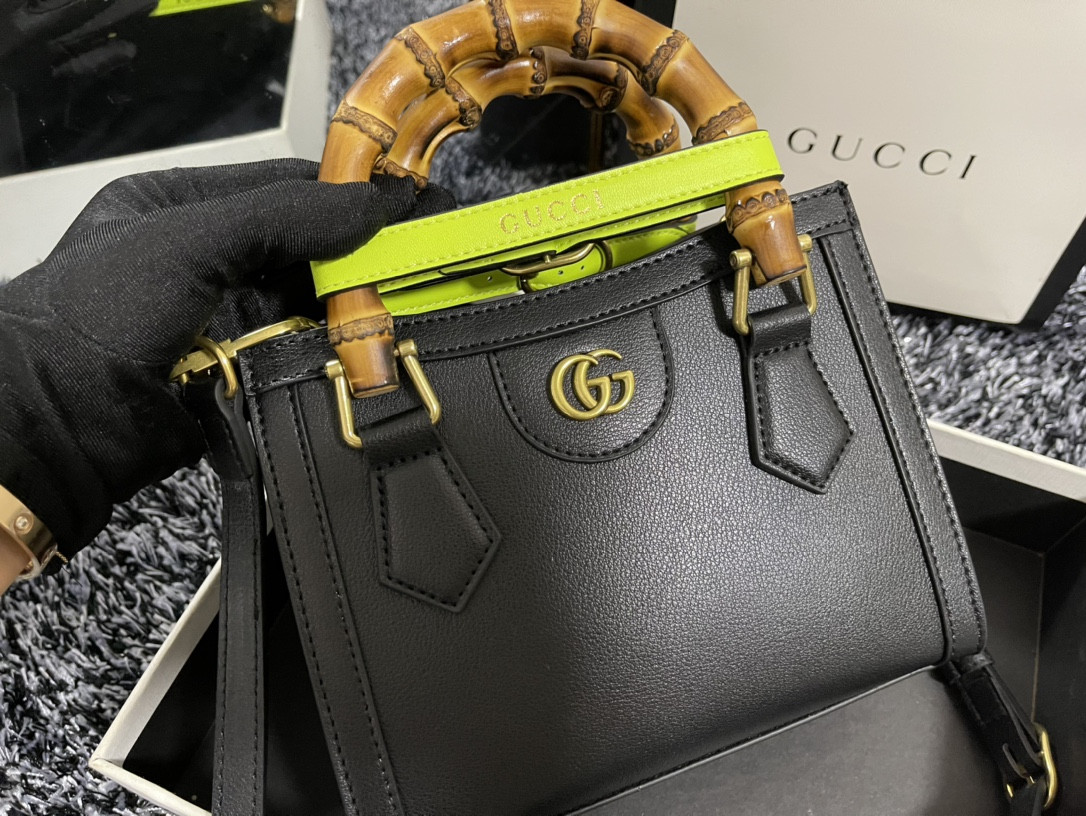GUCCI DIANA MINI TOTE BAG Black 20W x 16H x 10D CM