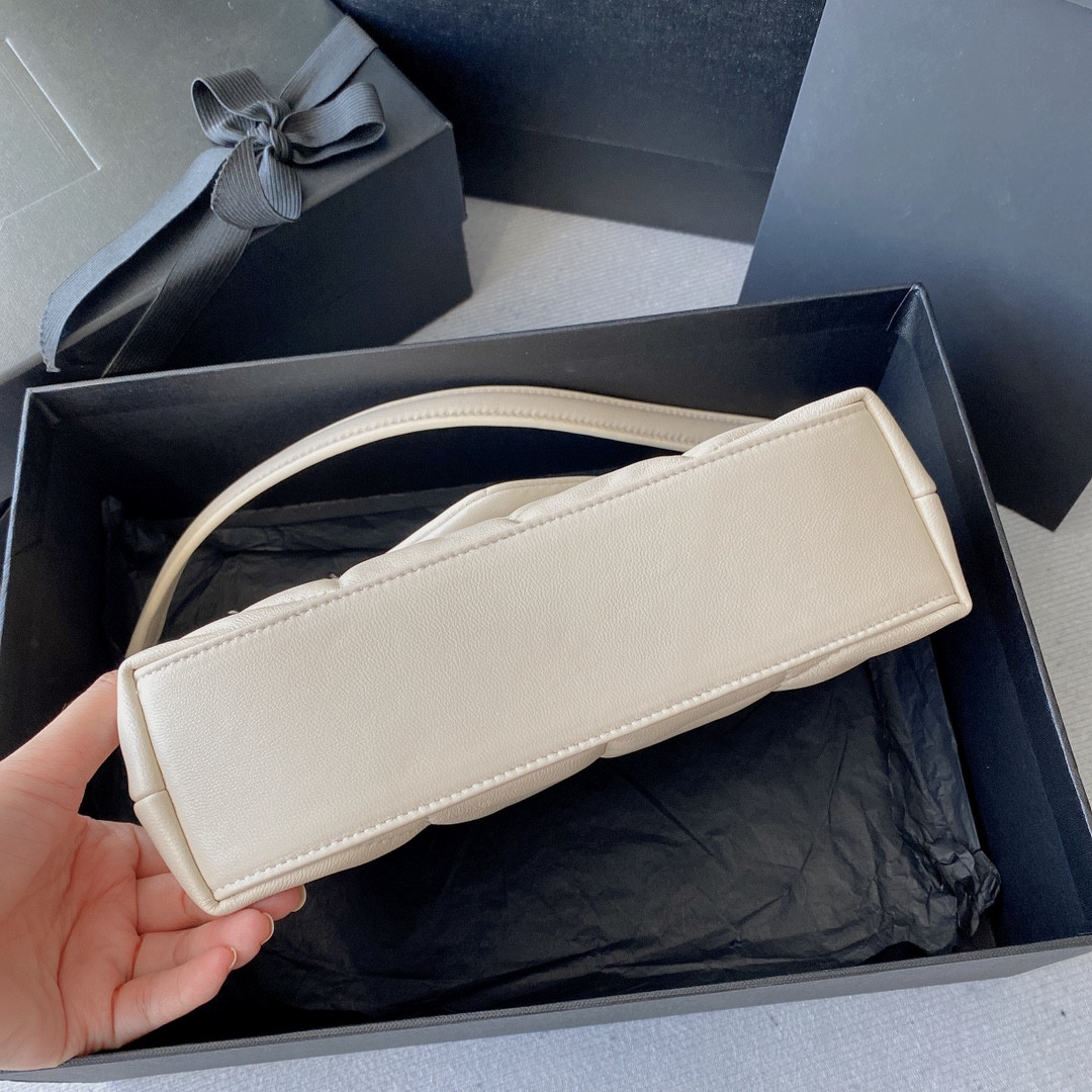 YSL PUFFER IN LEATHER WHITE SILVER 23 X 15.5 X 5.8 CM