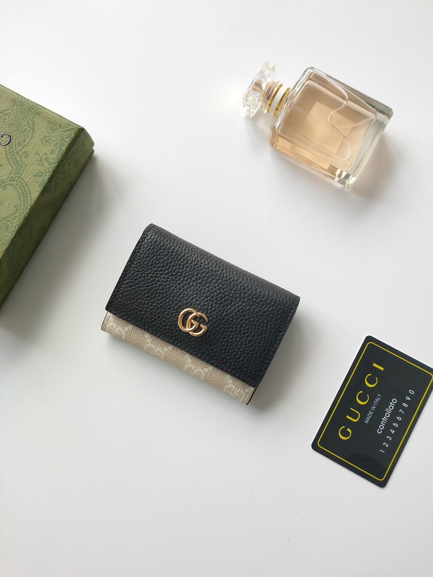 Gucci GG  CARD CASE WALLET