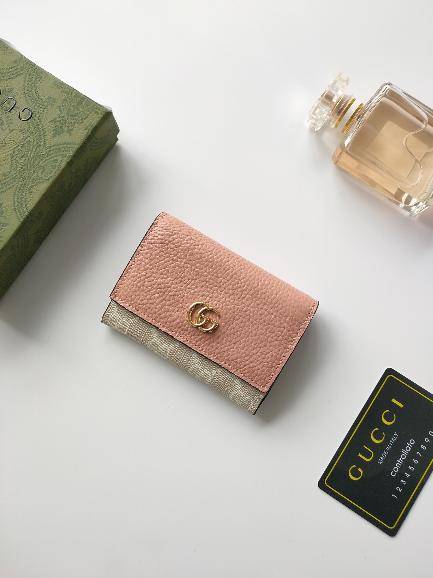 Gucci GG  CARD CASE WALLET