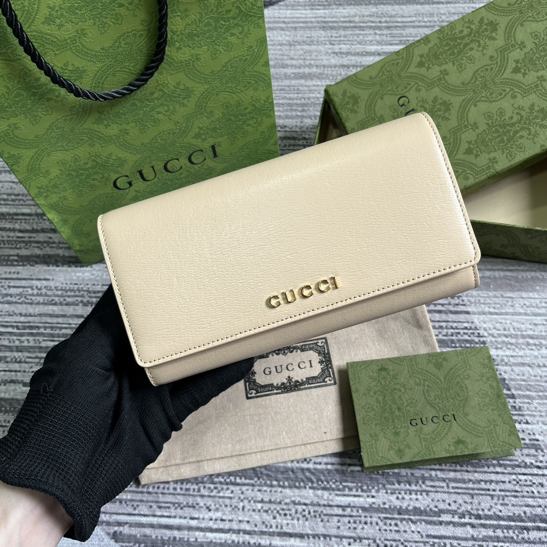 CONTINENTAL WALLET WITH GUCCI SCRIPT lIGHT YELLOW 7.5"W x 4"H x 1.4"D