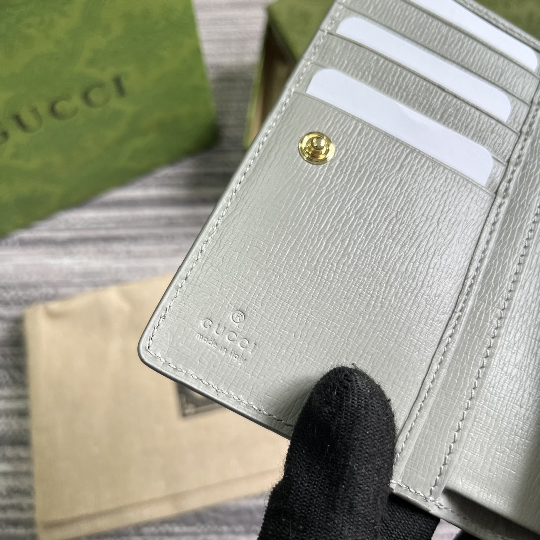 Gucci Script Zip-Around Wallet gray 14 x 18.5 x 3cm