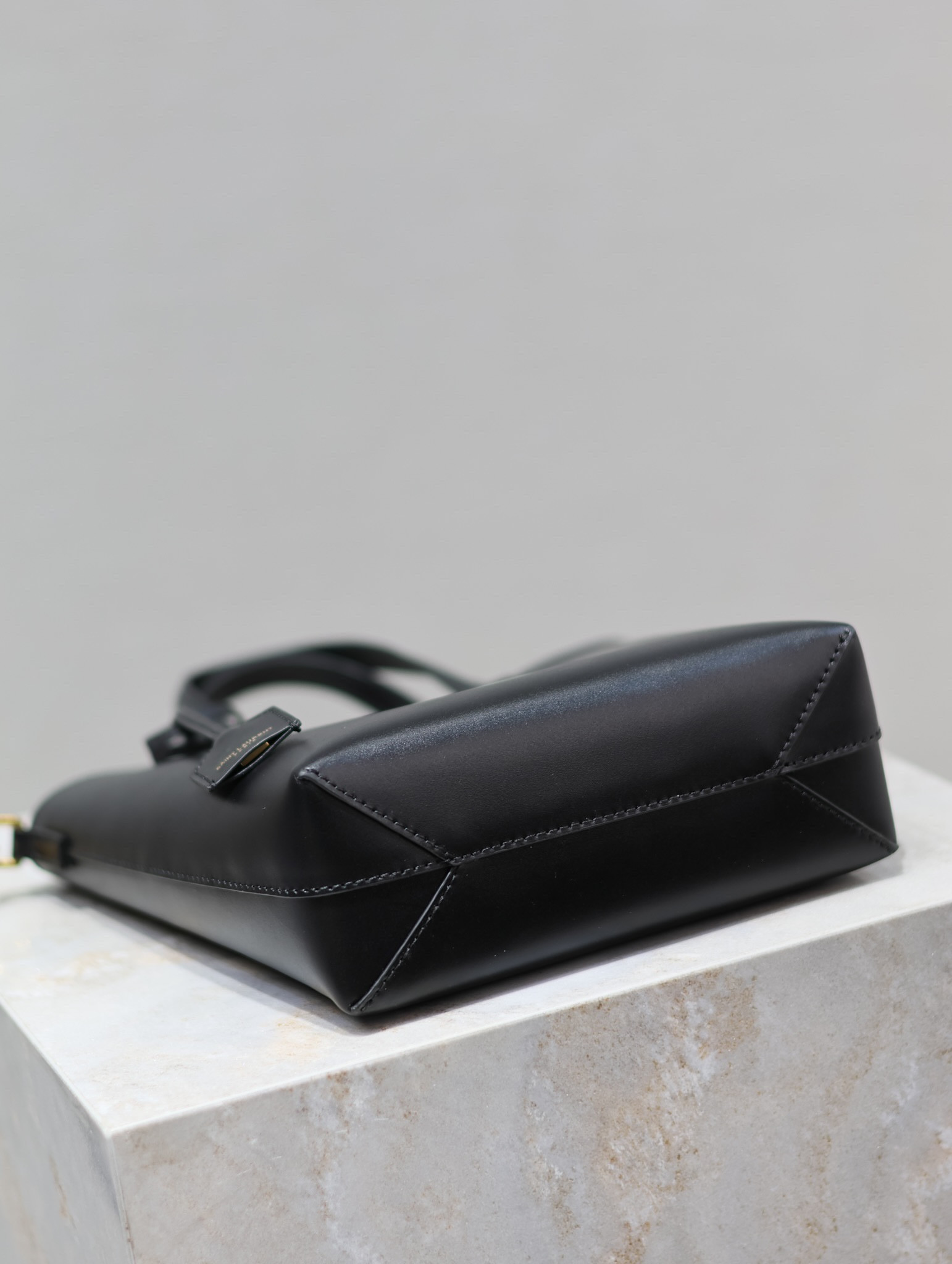 YSL SAINT LAURENT PARIS MINI TOY SHOPPING IN SMOOTH LEATHER BLACK 7.1 X 6.7 X 3.1 INCHES