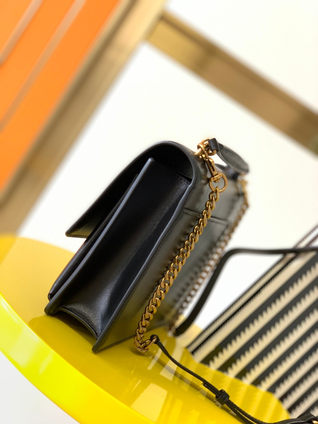 YSL SUNSET LARGE IN SMOOTH LEATHER BLACK 10.6 X 7 X 3.1 INCHES