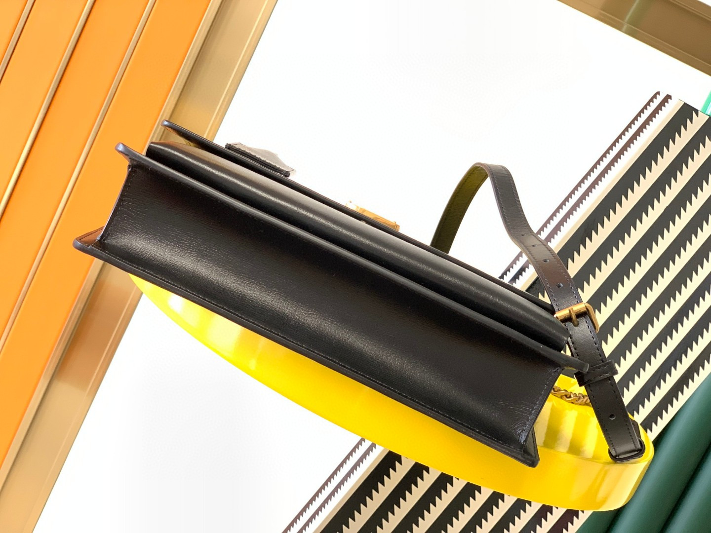 YSL SUNSET LARGE IN SMOOTH LEATHER BLACK 10.6 X 7 X 3.1 INCHES