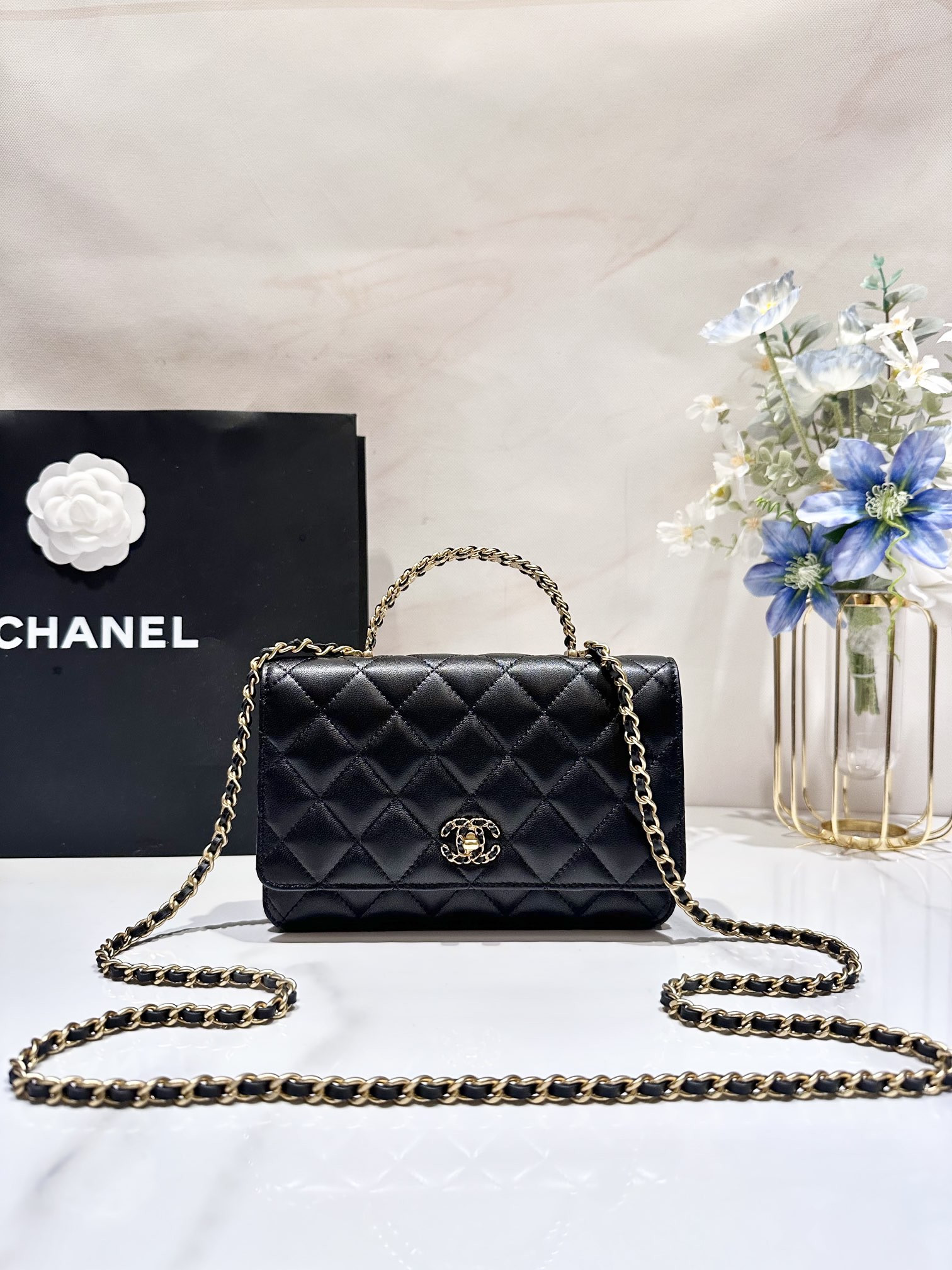 CHANEL CLASSIC WALLET ON CHAIN Rhinestone Handle 4.8 × 7.5 × 1.4 IN