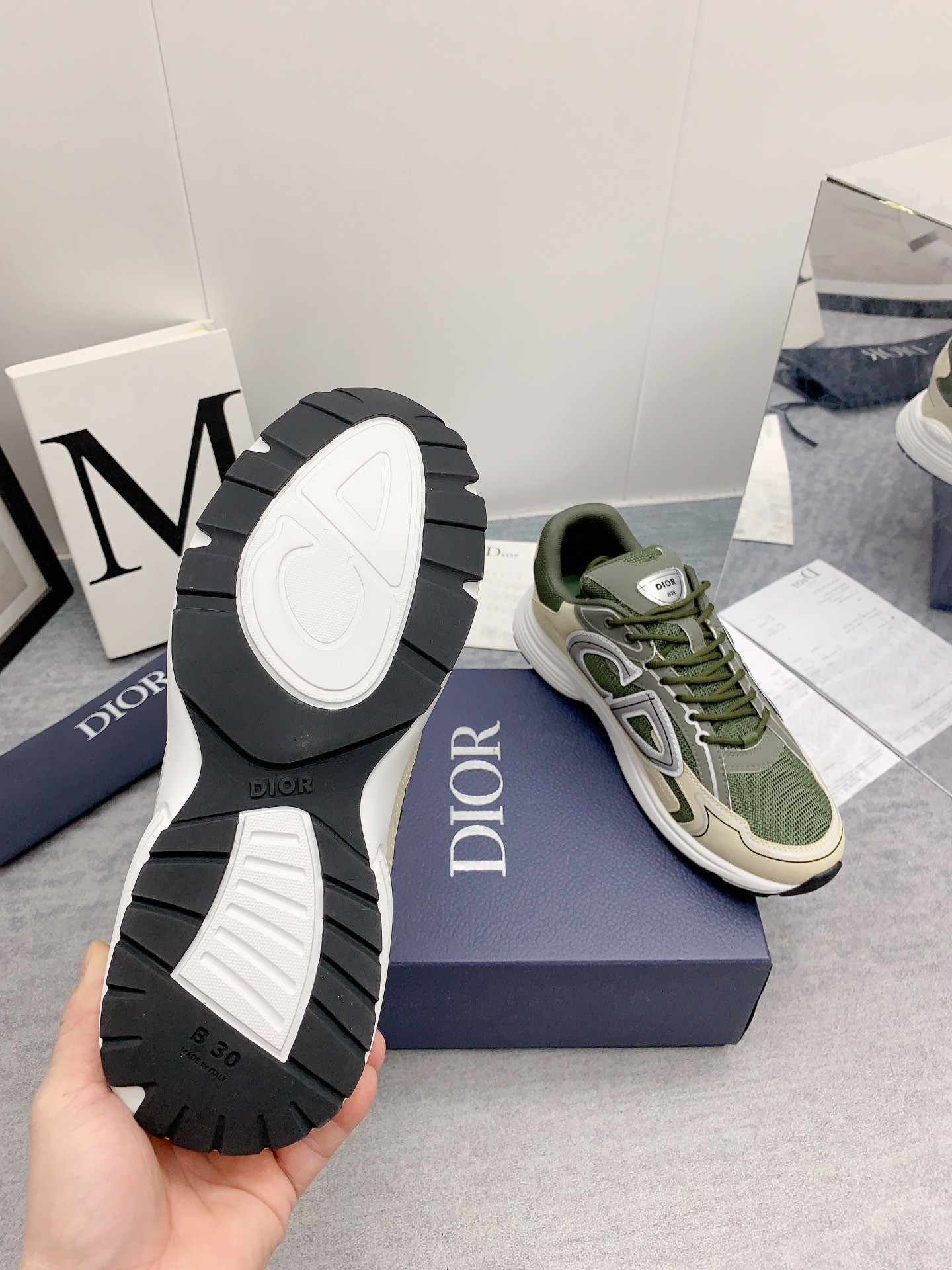 UA Dior B30 Olive