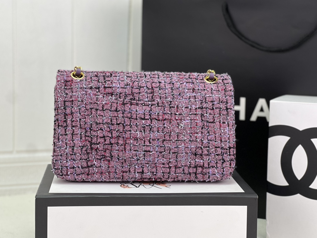 CHANEL CLASSIC 11.12 HANDBAG Tweed & Gold-Tone Metal   6 × 9.9 × 2.5 in