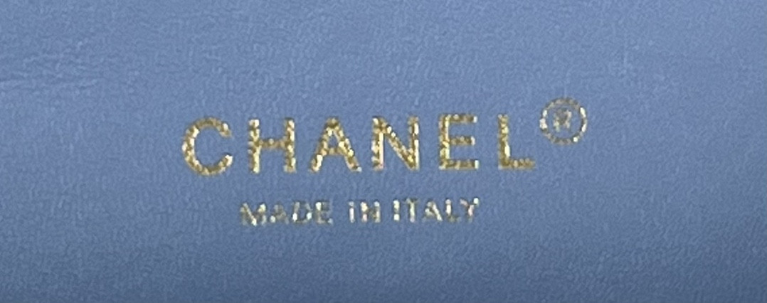 CHANEL CLASSIC 11.12 HANDBAG Tweed & Gold-Tone Metal  6 × 9.9 × 2.5 in