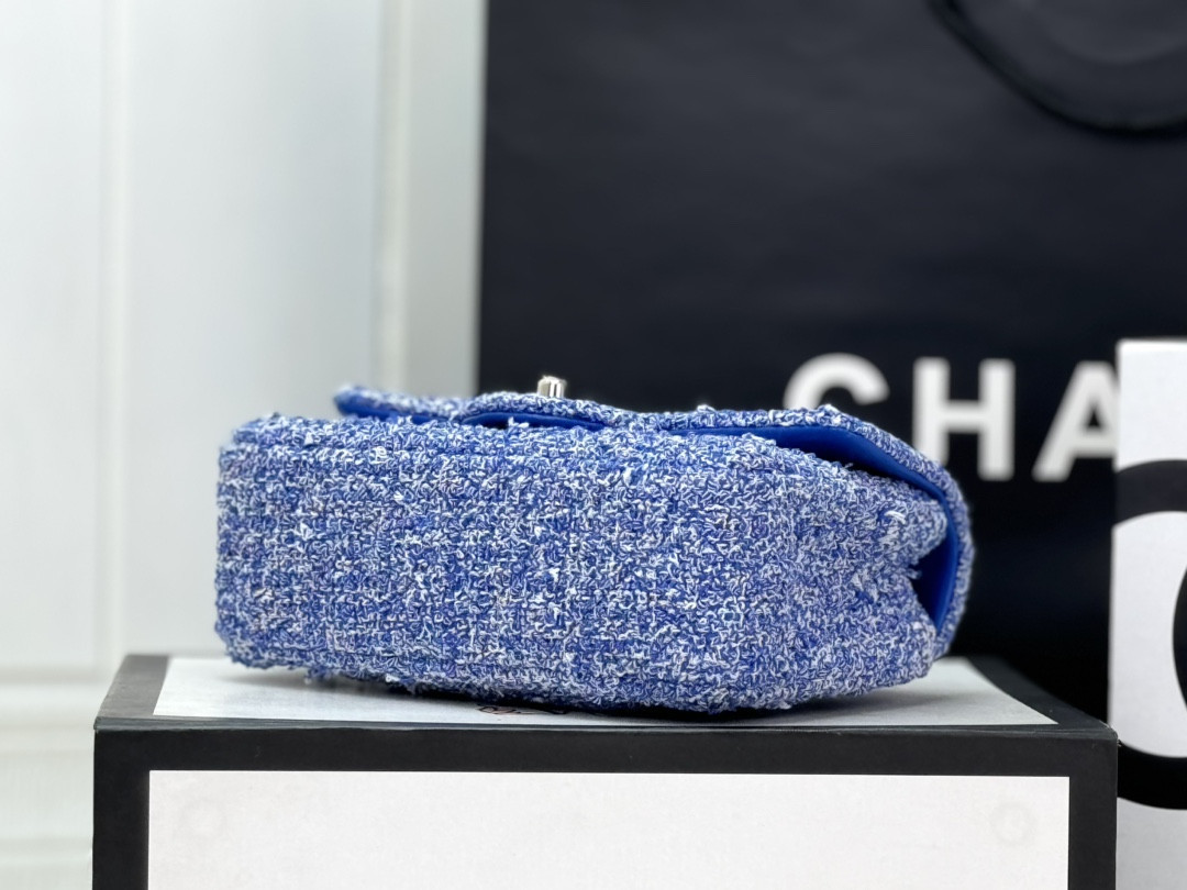 CHANEL MINI CLASSIC 11.12 HANDBAG  Tweed & Silver-Tone Metal 4.7 × 7.8 × 2.3 in