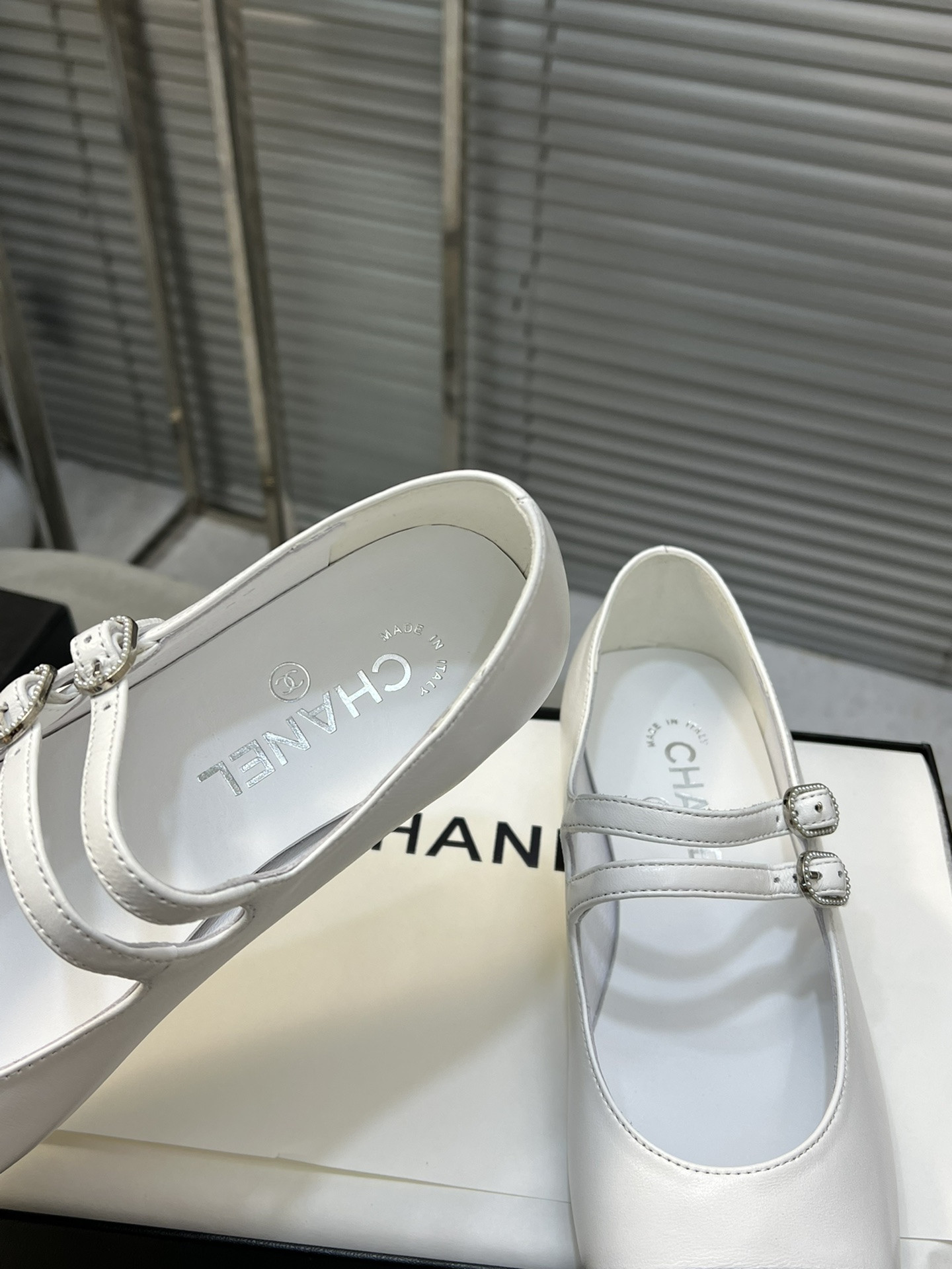 UA CHANEL MARY JANES Lambskin & Grosgrain