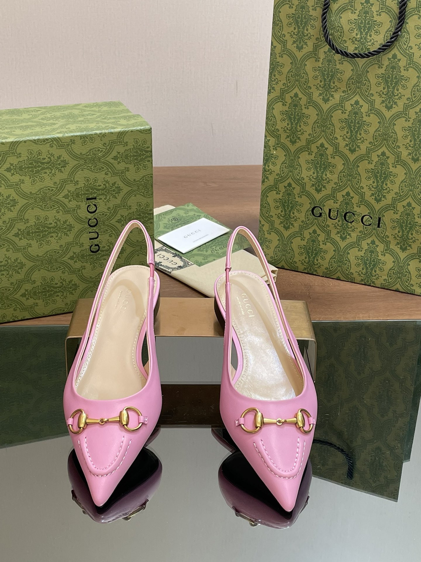 UA GUCCI WOMEN