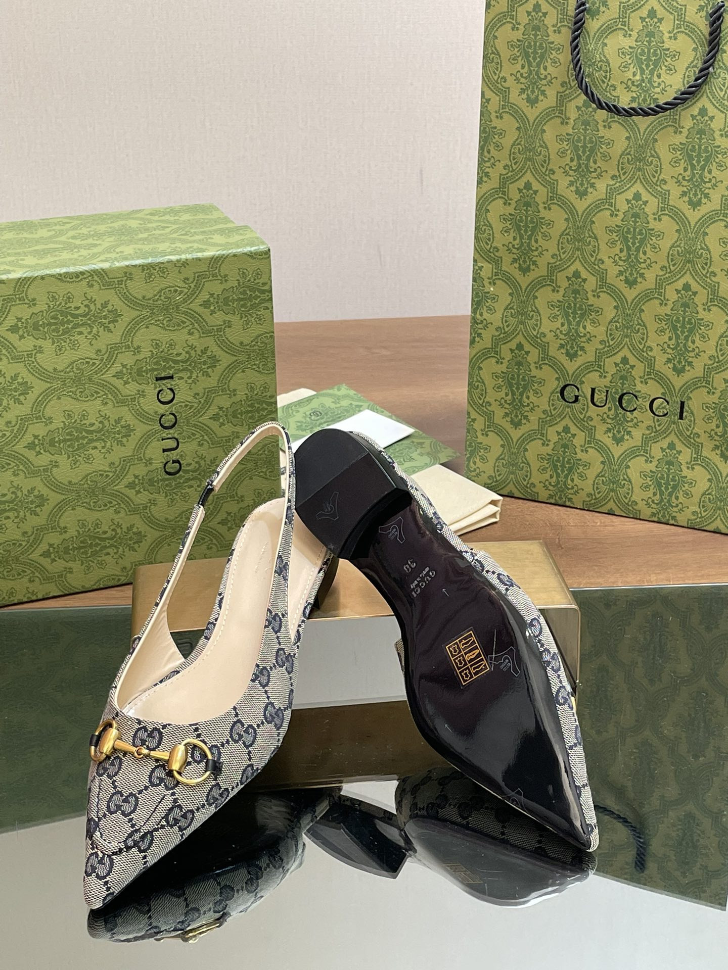 UA GUCCI WOMEN