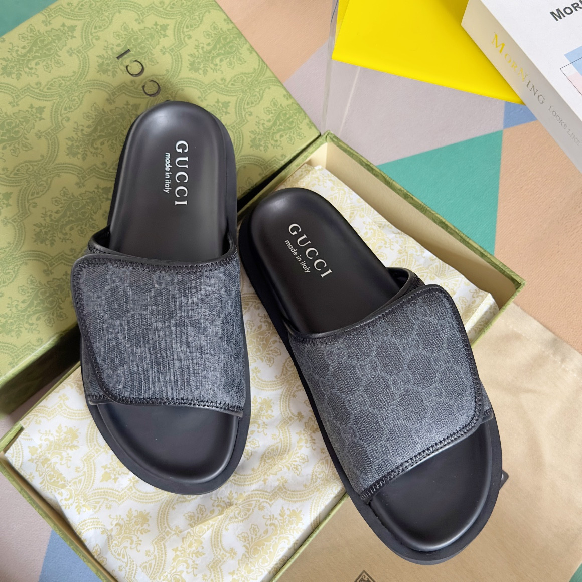 UA GUCCI GG SLIDE SANDAL