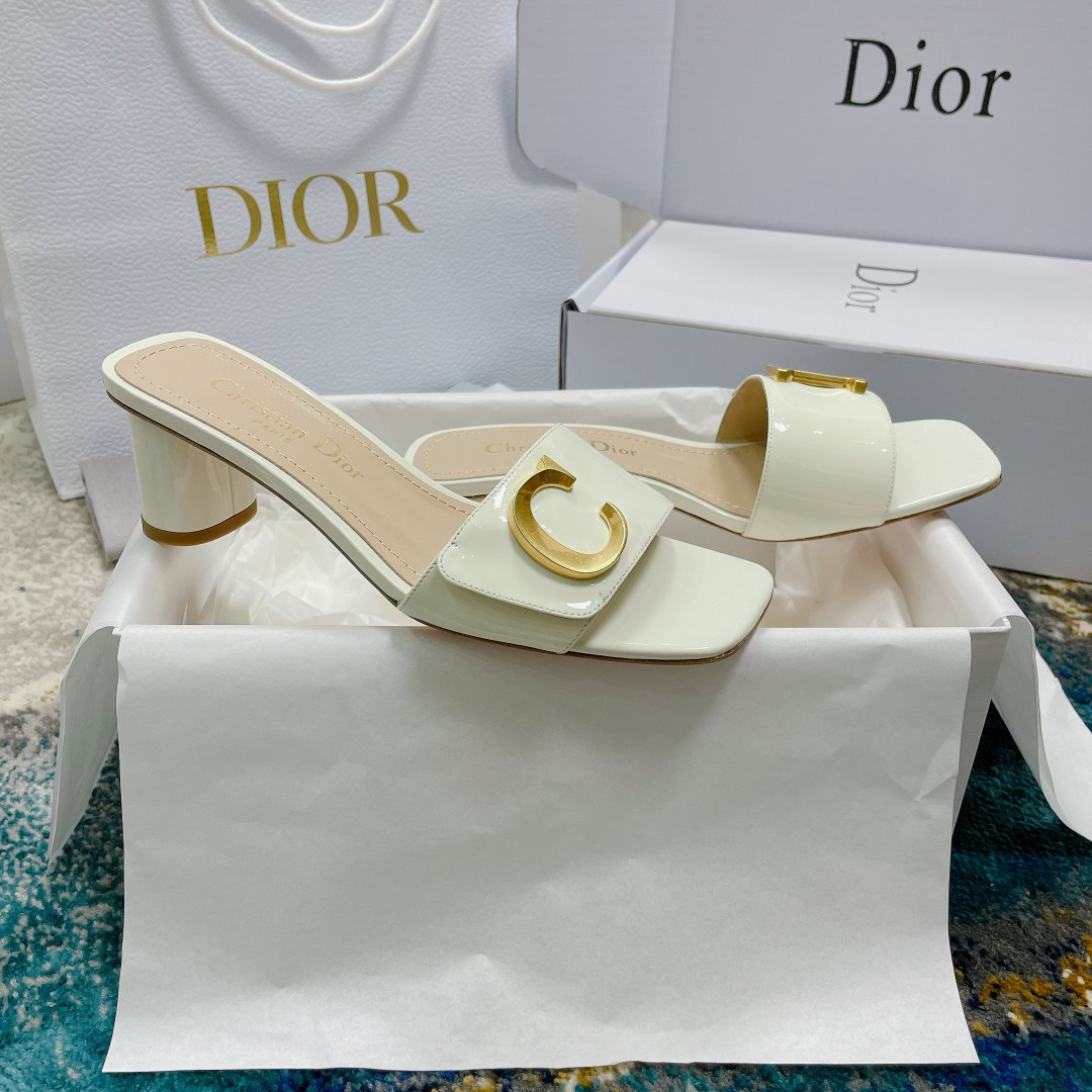 UA Dior Or C