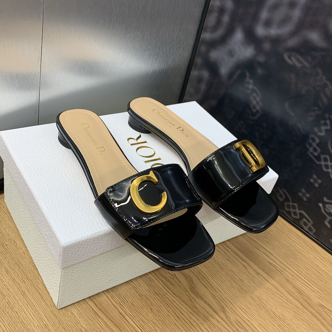UA Dior Or C'est Dior Slide